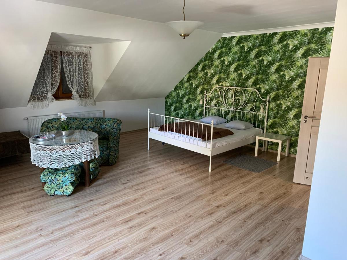 Motel U Olka Boczow Kültér fotó