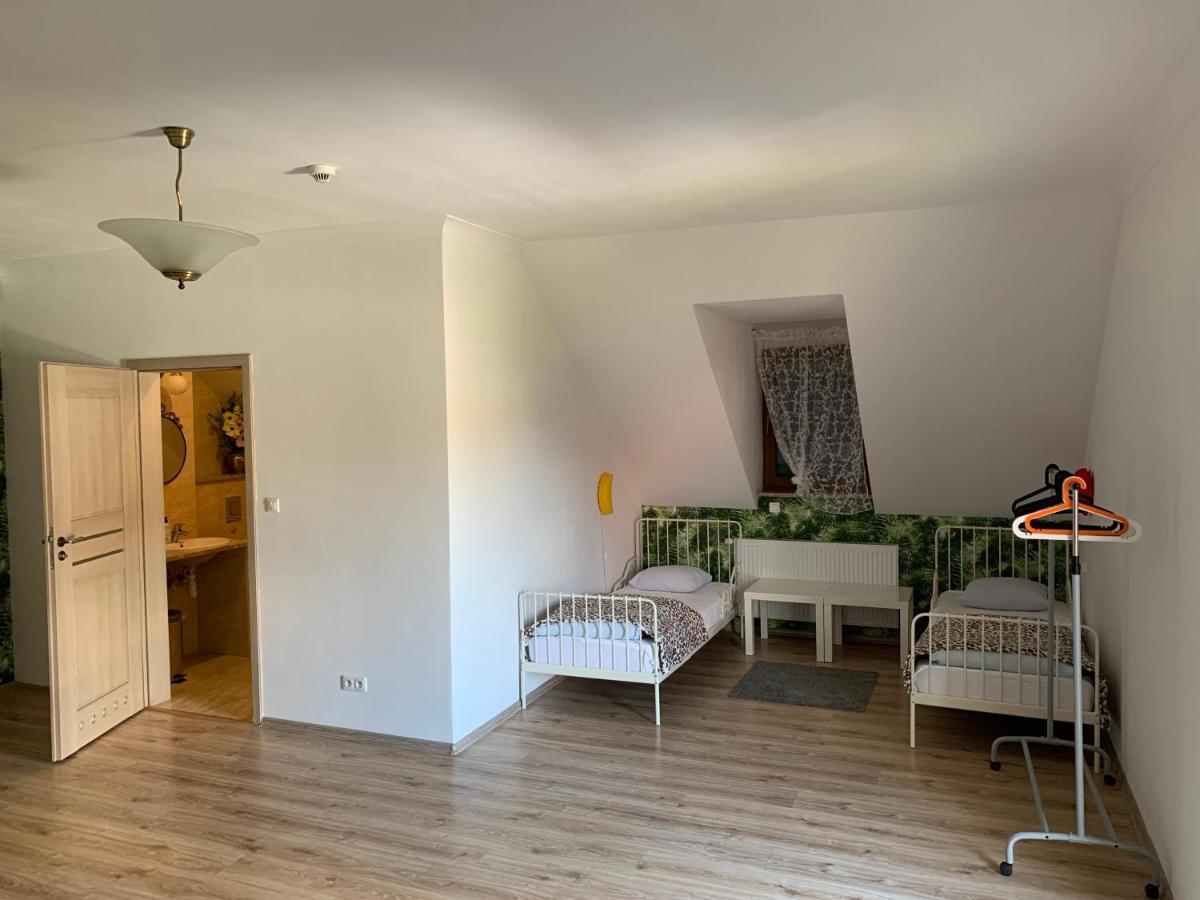 Motel U Olka Boczow Kültér fotó